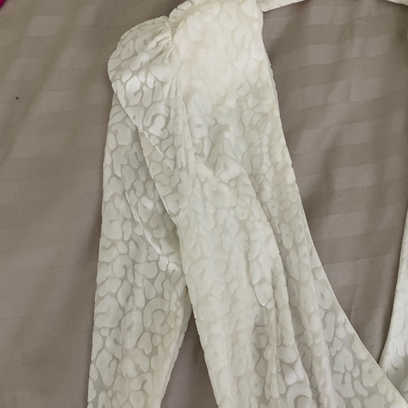 NWT white LUXXEL DRESS - Picture 6 of 13
